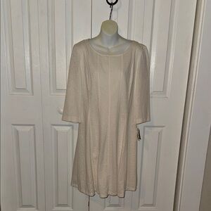 Just...Taylor Cream Textured Midi Dress